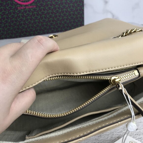 NWT Tory Burch Kira Chevron Large Convertible Should bag in light beg - Picture 13 of 13